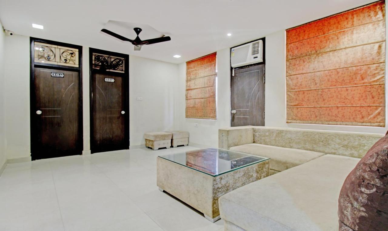 Hotel Treebo Trend Wedding Bells Kanpur Exterior foto