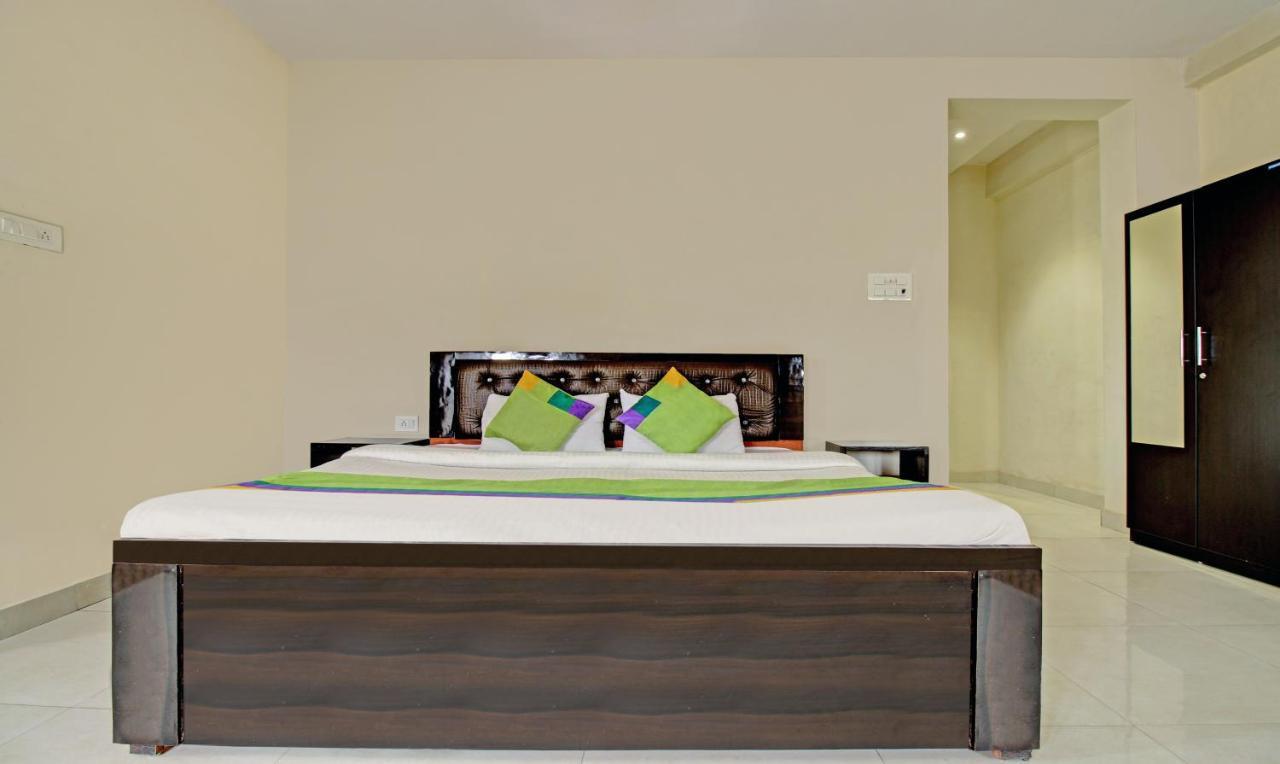 Hotel Treebo Trend Wedding Bells Kanpur Exterior foto