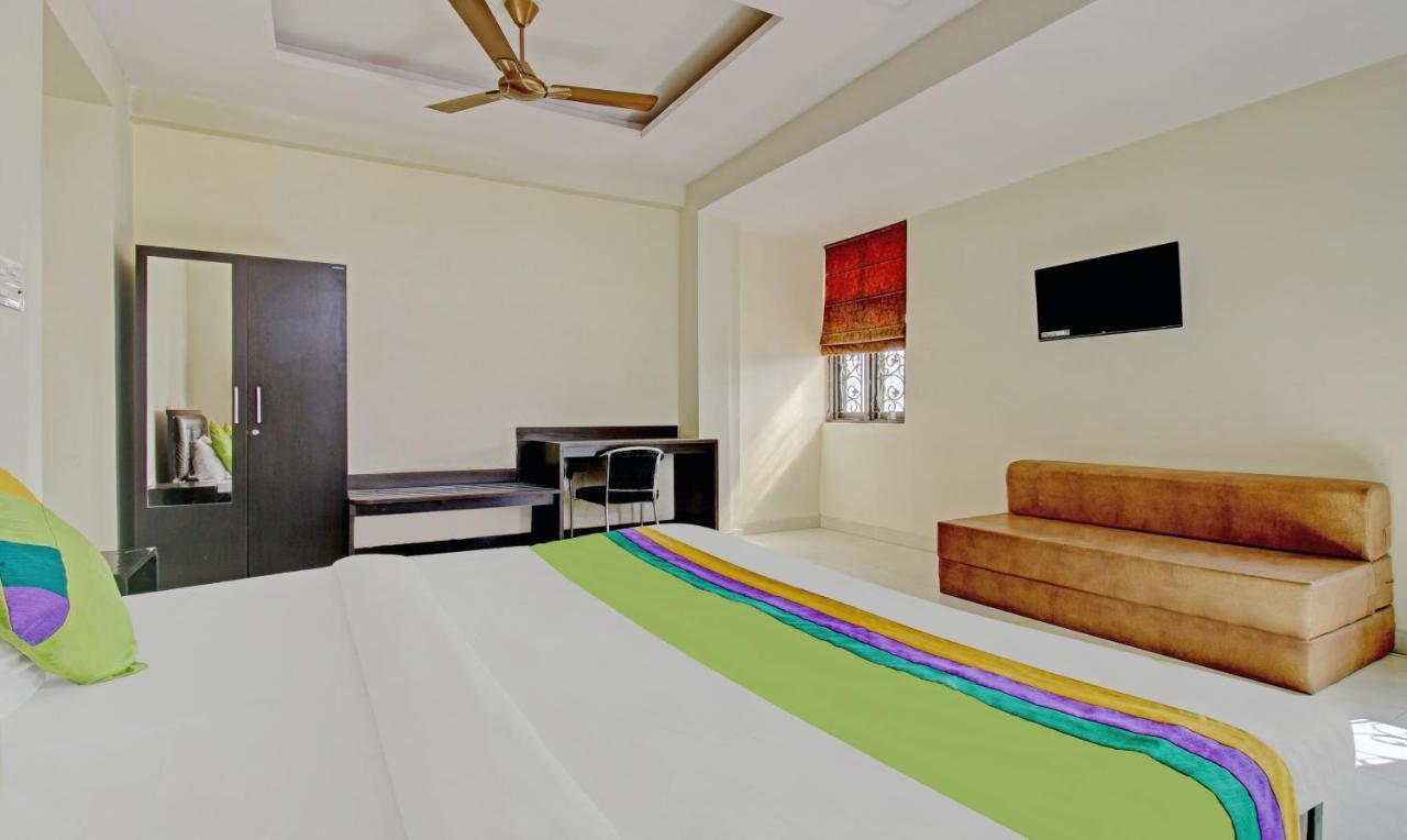 Hotel Treebo Trend Wedding Bells Kanpur Exterior foto